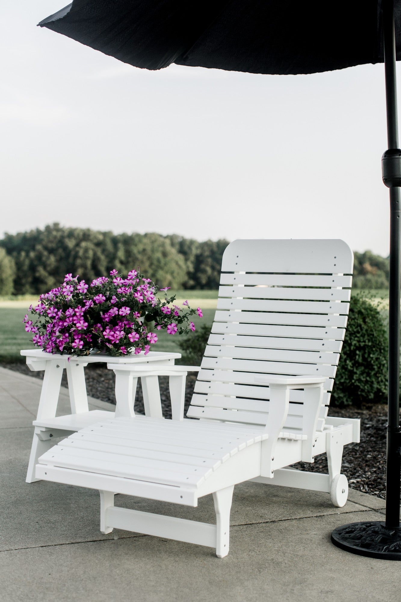 Signature Chaise Lounge