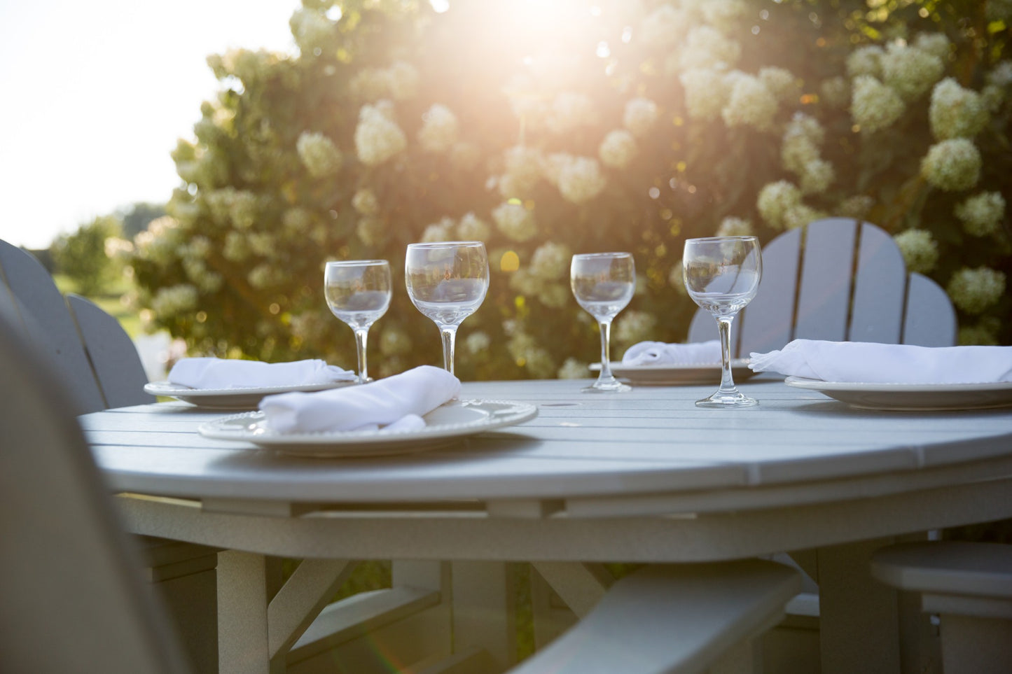 deck chair dining set up close