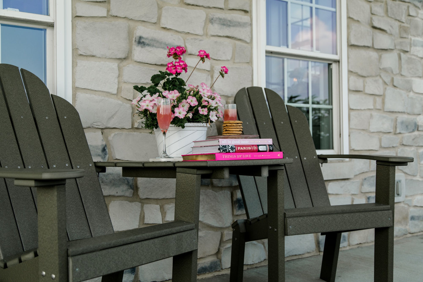 deck chair set with books